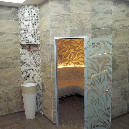 Θέρετρο Johanka 4*