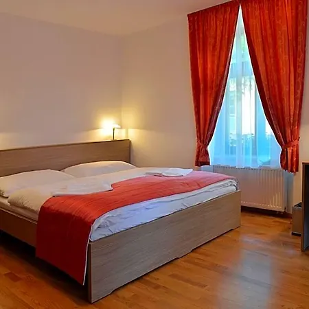 Üdülőközpont Johanka 4*