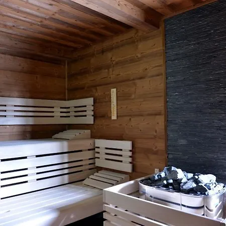 Üdülőközpont Johanka 4*